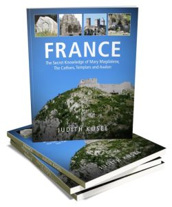France - PAPERBACK